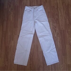 H&M White High Rise Loose Straight Jeans